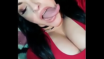 Long Tongue Latina Teen'S Throat-Pleasing Skills