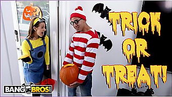 Evelin Stone'S Foot Fetish Gets Satisfied By Bruno In A Halloween-Themed Video