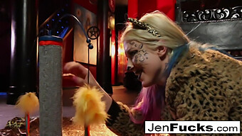 Jen Hexxx Assists Leya In Milk Tit Milking