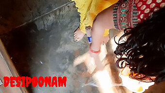 Dirty Desi Poonam Menerima Pengalaman Seks Yang Keras