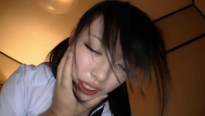 Asian Teen'S Oral And Cunnilingus Skills On Full Display