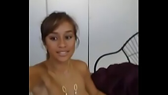 Masturbação Solo Em Uma Webcam Samoana