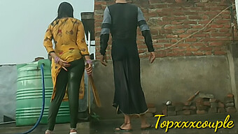 Ướt Át Và Hoang Dại: Tắm Mưa Desi Bhabhi